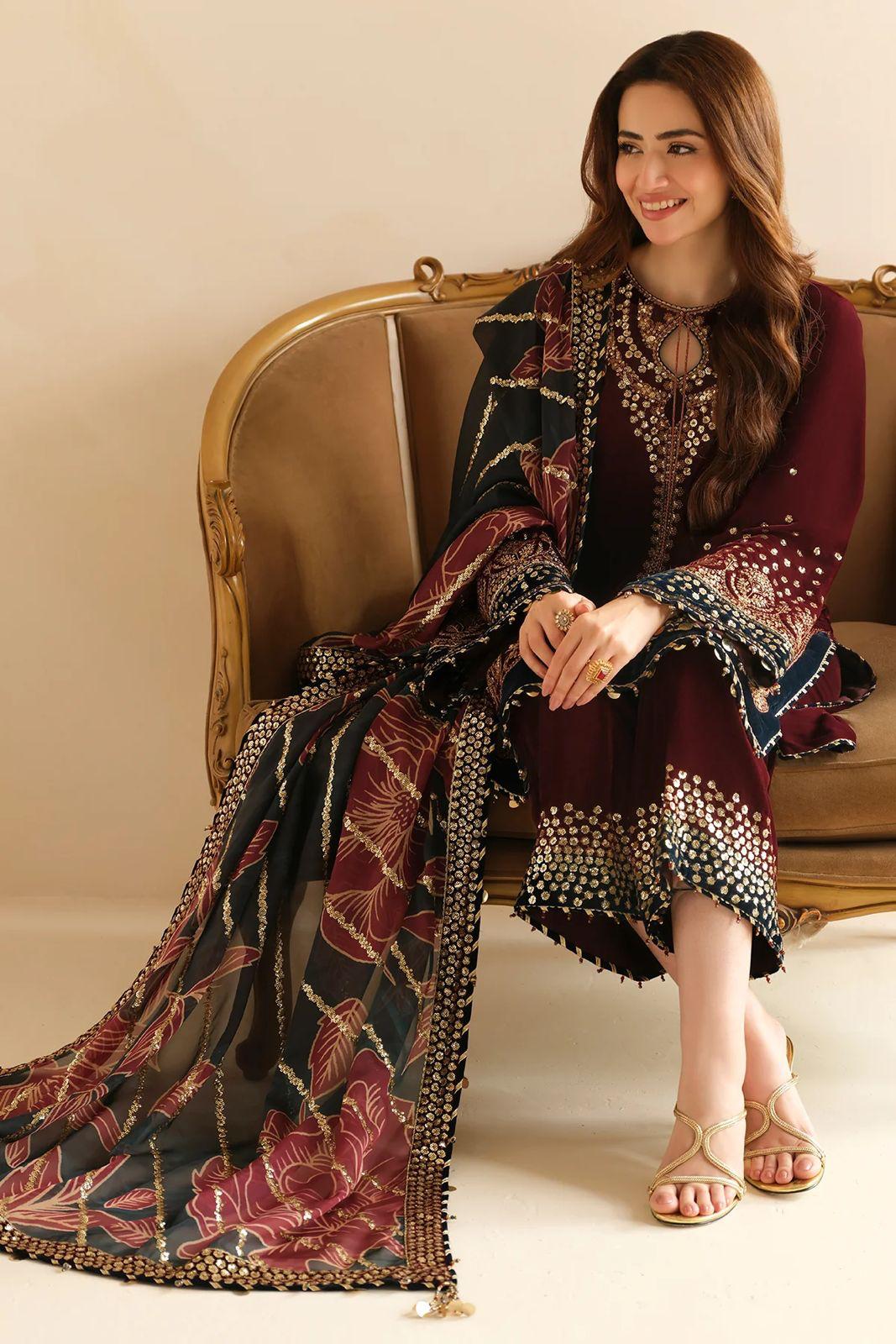 Jazmin Velvet 3-Piece Embroidered Spangle Suit – Luxury Winter Collection